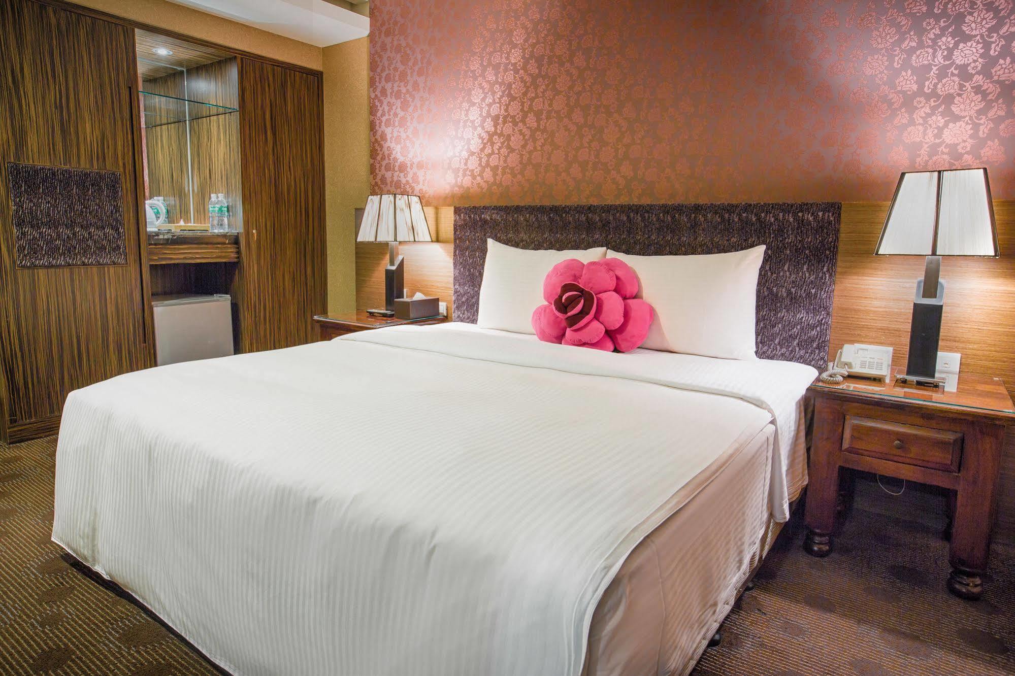 Cai She Hotel Taipei Exterior photo