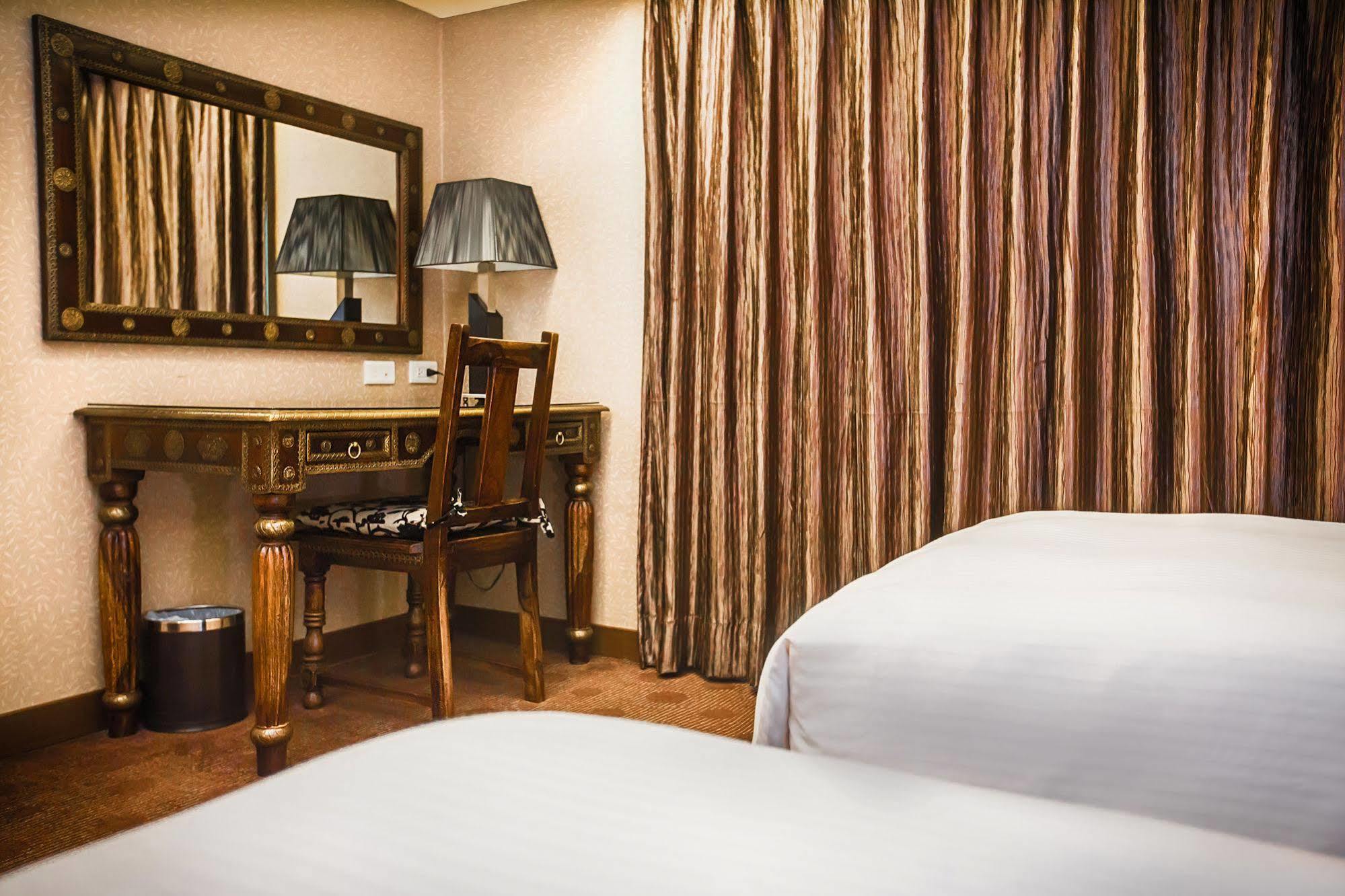 Cai She Hotel Taipei Exterior photo
